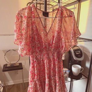 NEW WITHOUT TAGS NEVER WORN JUST TAYLOR PINK FLORAL MINI DRESS